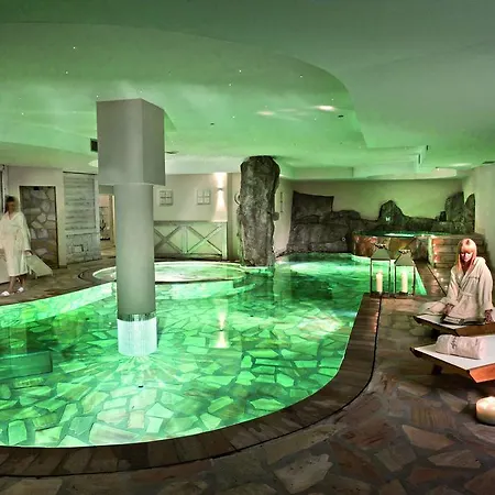 Hotell Grand Paradiso Passo del Tonale