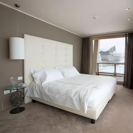 Grand Paradiso Hotell 5*