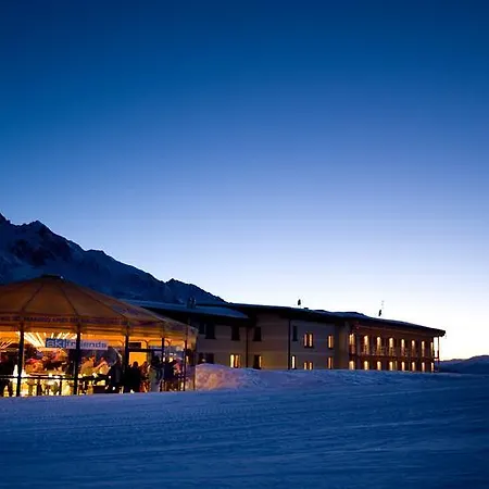 Grand Paradiso Hotell 5*